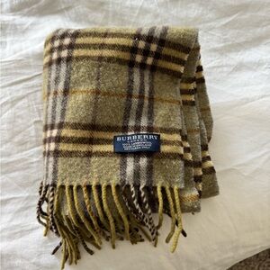 Burberry Unisex Check Scarf